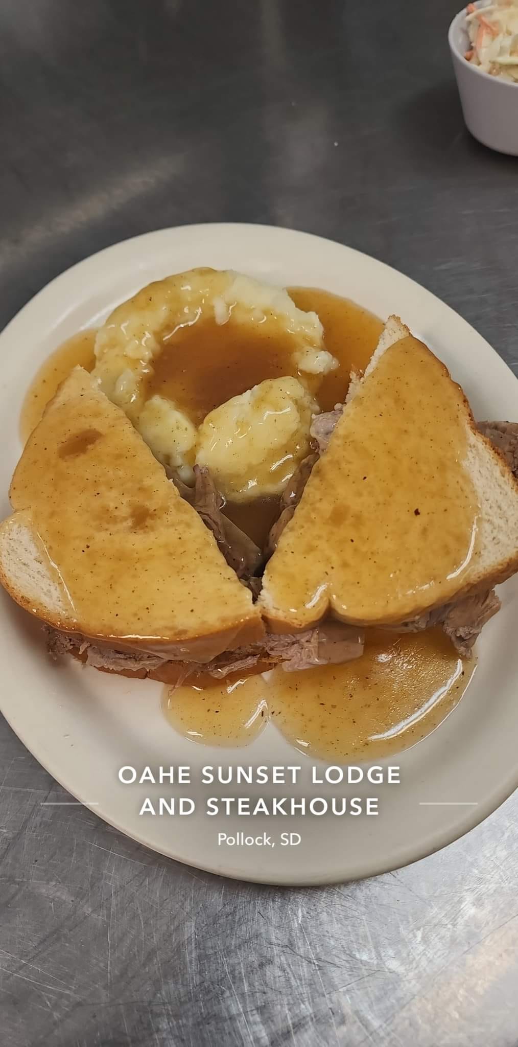 Oahe Sunset – Lodge & Steakhouse